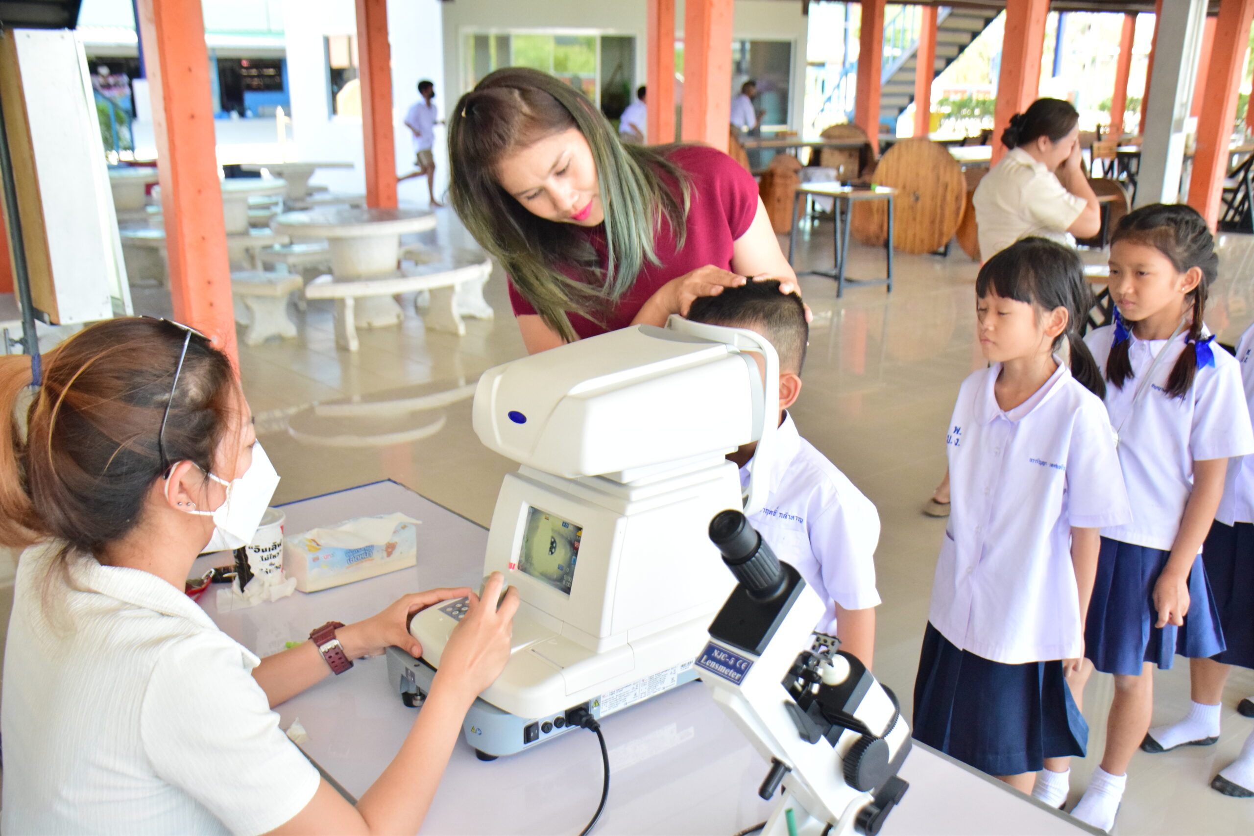 โครงการแว่นตา “เพื่อน้องๆ นักเรียน”