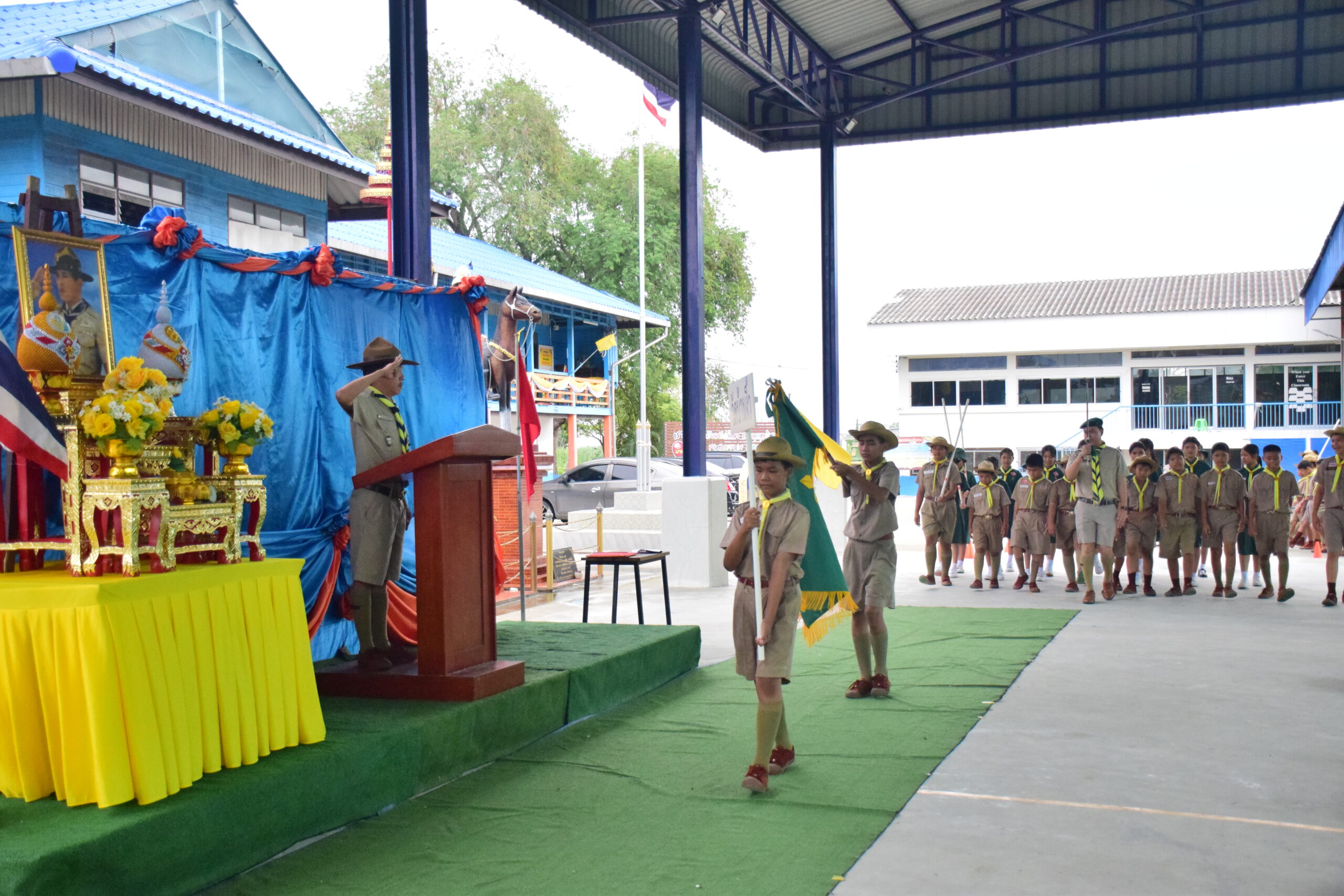 กิจกรรมพิธีทบทวนคำปฏิญาณและสวนสนาม ประจำปีการศึกษา 2567